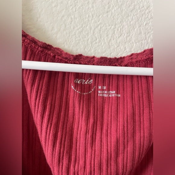 Aerie red light weight button down tank top stretchy scoop neck blouse - Picture 3 of 4